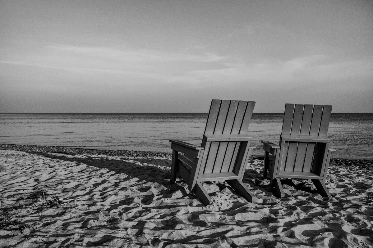 aaron-burden-cEukkv42O40-unsplash_web