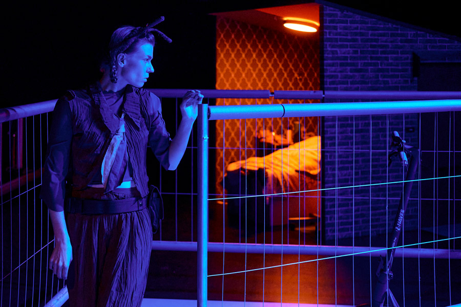 Foto_Christopher_Horne_Riesenprobleme_250911113705_Web